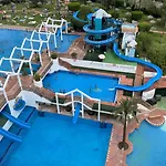 Estudio Benal Beach Vista A La Piscina